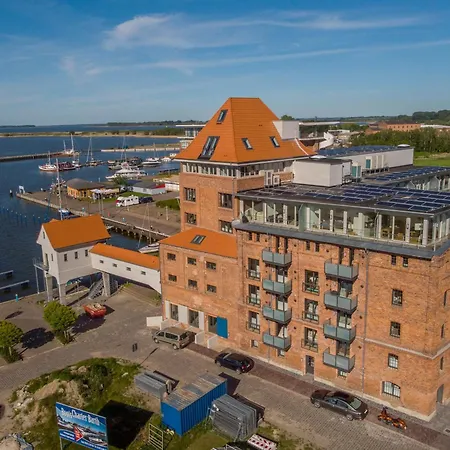 Hafenkante Апартаменты Барт